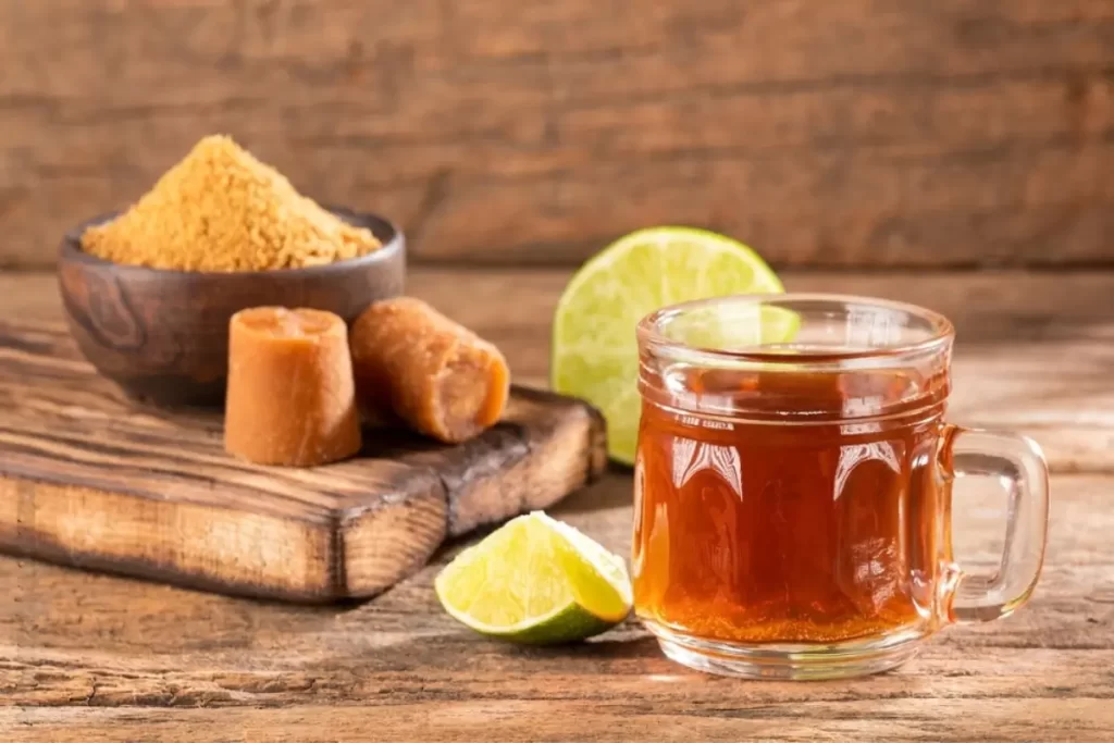 agua de Panela ou Aguapanela Colombiana