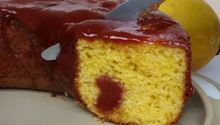 Bolo de Fubá Com Goiabada na Airfryer.